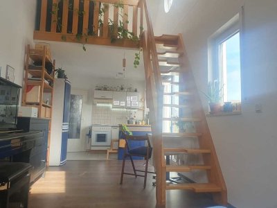 Charmante 1,5-Zimmer Wohnung im 2. OG mit Balkon in Garching b. München