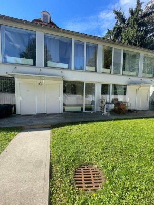 Lichtdurchflutete 2-Zimmer-Maisonettewohnung in der Zinzendorfgasse mit Terrasse!