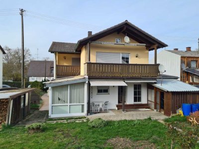 Ingolstadt-Mailing, Wohnhaus mit 2 Wohnungen in ruhiger Wohnlage