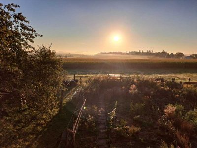 3-Zimmer Dachgeschosswohnung mit großem Garten und Blick auf die Schwäbische Alb