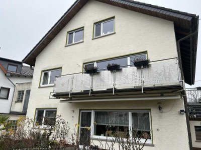 Gemütliche 3-Zimmer-Wohnung sucht ruhiges Pärchen