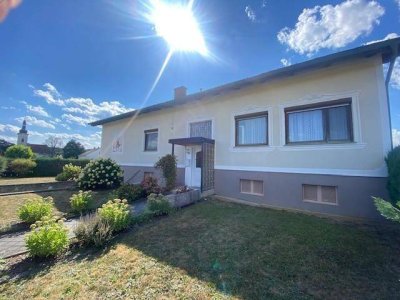 Wohlfühl-Bungalow mit Therme &amp; Golf vor der Haustür