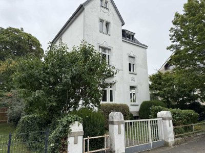 Sanierte Erdgeschosswohnung in historischer Stadtvilla mit Garten in Euskirchener Südstadt