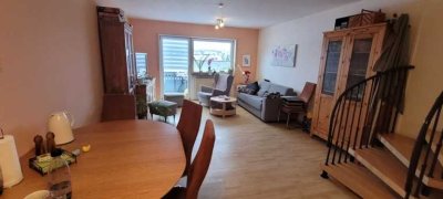 Maisonette-Wohnung mit dem Charakter einer Doppelhaushälfte