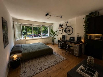 Urbaner Rückzugsort am Kiehlufer – charmante 1-Zimmer-Wohnung mit Potenzial