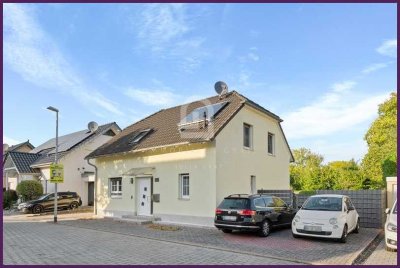 Komfort & Effizienz – freistehendes Einfamilienhaus in Bergheim, energieeffizient & familiär