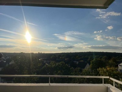 Helle sanierte 3-Zimmer-Wohnung mit Süd-West-Balkon, attraktive Kapitalanlage mit Weitblick