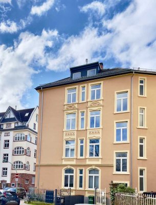 Bockenheim: Gemütliche Single-Altbauwohnung mit  Balkon