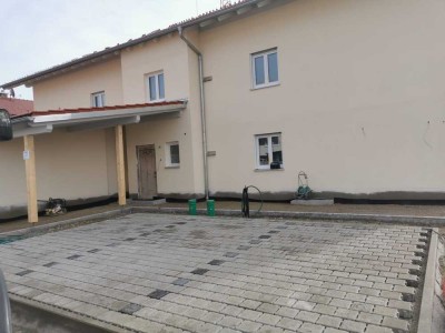 3-Zimmer Wohnung mit Balkon, Garage Mankham/Feichten