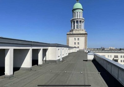 Historische Dachterrasse/ Dachgarten 1.000 m² mit sensationellem Panoramablick  in Karl Marx Allee