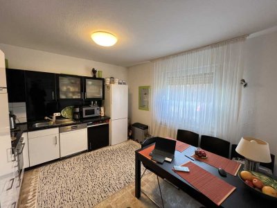 *2 ZI WOHNUNG MIT TERRASSE + GARTEN* - IN DÜSSELDORF