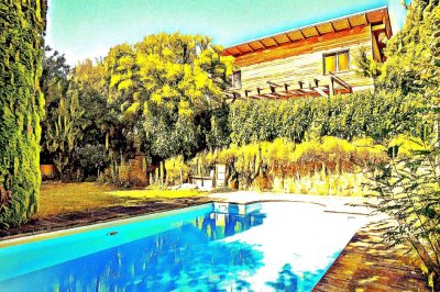 Mit (Sonnen)SCHIRM, CHARME und (Wasser)MELONE: Einfamilienhaus mit Pool und Fernblick am Ölberg
