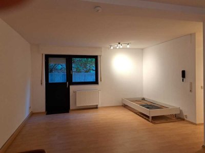 Gemütliche Souterrain-Wohnung für Studierende in Aachen (Nähe Klinikum)