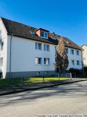Stadtfeld - schöne 2 Zimmerwohnung mit Einbauküche und Gartennutzung