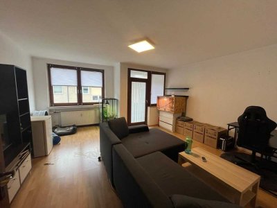 Geestemünde / 3 Zimmer / 2 Balkone / Bad mit Fenster / 2OG