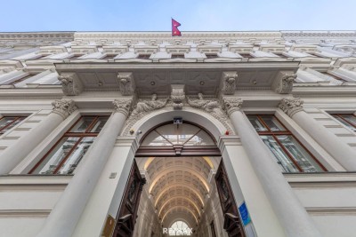 Über den Dingen: Terrassen-Maisonette mit Wiener Skyline