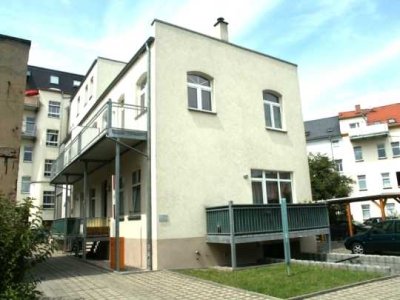 Zentrumsnahe 3-Zimmer-Maisonette-Wohnung mit Balkon und Stellplatz im Poetenweg/Zwickau