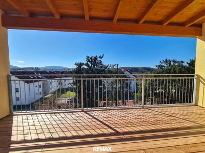 Top Wohnung mit überdachter Terrasse