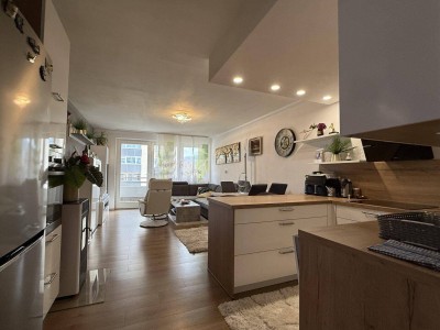 Eigentumswohnung mit ostseitiger Loggia und Parkplatz