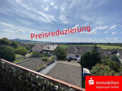Kurzfristig beziehbare DHH mit 2 Einheiten - herrlichem Ausblick  - Garten - 2 Garagen!!