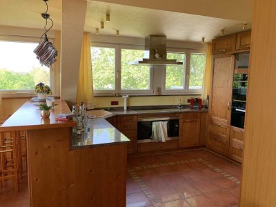 Dachgeschosswohnung mit 2 Balkonen in Mannheim Oststadt