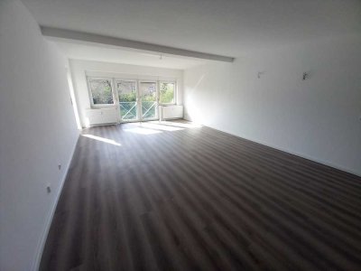 Sanierte Wohnung mit Balkon im Stadtzentrum