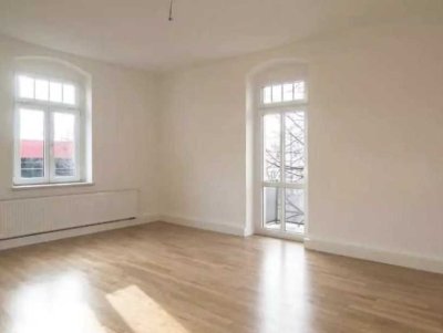 Charmante 2-Zimmer-Altbauwohnung mit stilvollem Flair und einzigartigem Charakter.