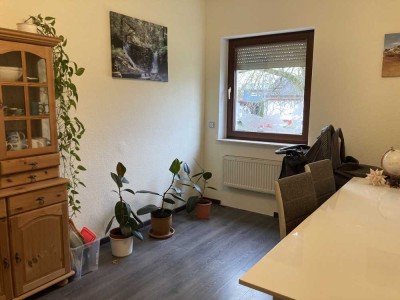 JETZT ZUGREIFEN: Vollständig sanierte 4 Zi EG Wohnung (vermietet) in Rastatt-Wintersdorf zu verkaufe