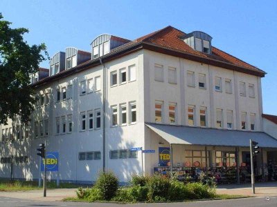 Ab Oktober 2025: Geräumige 2-Zimmer-Wohnung mit neuem Laminatboden "Dielenoptik" und Bad mit Dusche
