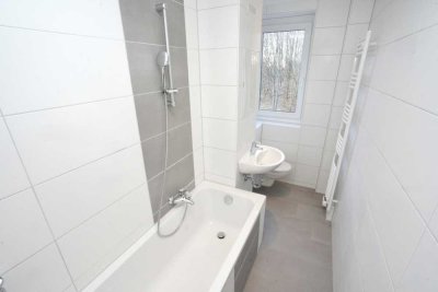 Frisch saniert / Balkon / Aufzug