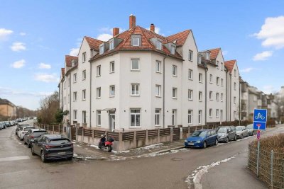 Modernisierte 2-Zimmer-Altbauwohnung in ruhiger und attraktiver Lage von München-Moosach