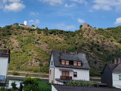 Charmante 3-Zimmer-Wohnung mit Rheinblick & Burgenpanorama – Balkon, zentrale Lage, gute Anbindung