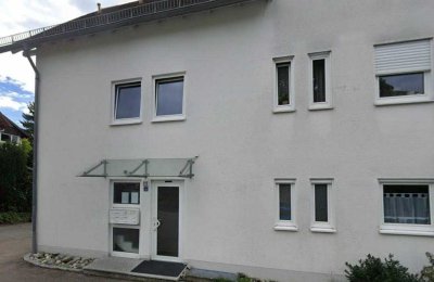 Exklusive, modernisierte 2-Zimmer-Wohnung mit geh. Innenausstattung mit Balkon und EBK in Markdorf