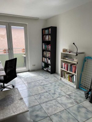 Top-Lage in der Neustadt: Gepflegte 3 ZKB mit Balkon direkt vom Eigentümer