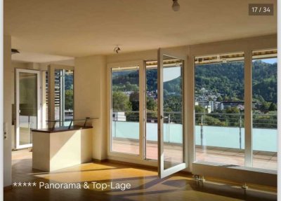 Stilvolle, vollständig renovierte 4-Zimmer-Wohnung mit Balkon und EBK in Waldkirch