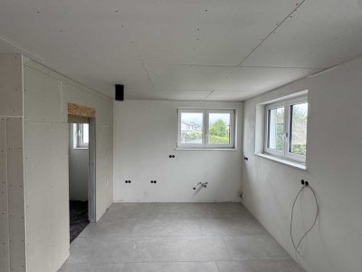 Erstbezug: 4-Zimmer-Wohnung mit Balkon in Unterpleichfeld