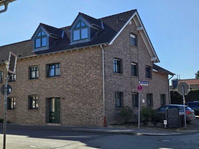 MODERNE, VERMIETETE 2 ZIM.-ETW IN ZENTRALER LAGE VON MEERBUSCH-OSTERATH MIT STELLPLATZ