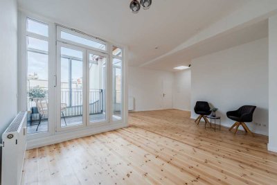 Dachgeschoss-Maisonette mit Terrasse & separatem Eingang!
