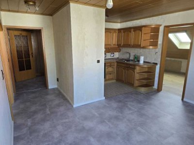 Schöne 3 Zimmerwohnung mit EBK