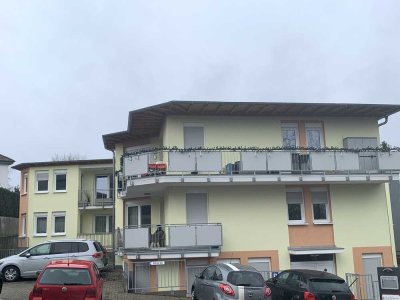 renovierte teilmöblierte Wohnung mit drei Zimmern und kleiner Terrasse in Fritzlar