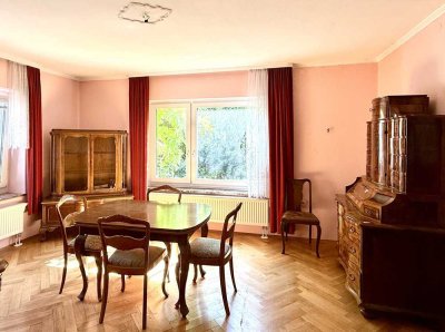Ein Haus mit Seele – Zeitlose Eleganz trifft auf beste Lage in Kumpfmühl