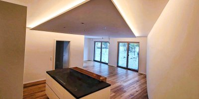 Ruhe und Eleganz – 4-Zimmer-Whg mit Garten, Terrasse &amp; gehobener Ausstattung