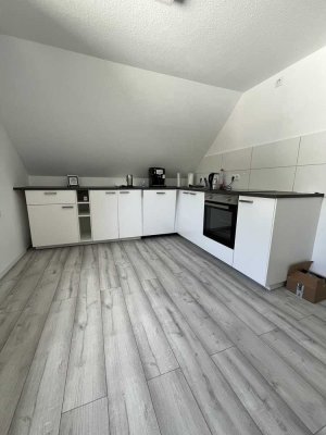 Single-Wohnung 2-Zimmer, Küche, Bad in Aumenau
