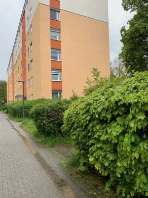 Unterhaching: 3-Zimmer-Wohnung mit Balkon in ruhiger Lage
