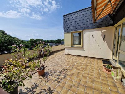 *BESICHTIGUNGSSTOPP* Penthouse mit Stil und Potential: 
Großzügige Wohnung auf zwei Ebenen in