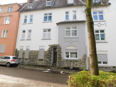 1,5-Raum-Wohnung mit riesigem Balkon im Ostviertel zu vermieten