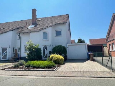 Privatverkauf: 5-Zimmer-Reihenendhaus mit gehobener Innenausstattung in Rodenbach