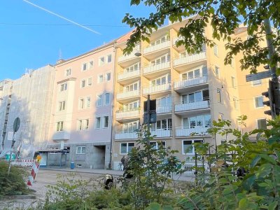 1A Lage ! Zwischen Wiener Platz und Gasteig ! 2 Zi.-Whg. mit Balkon und Blick in einen Park