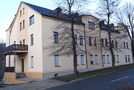 Mehrfamilienhaus Kaltmiete € 50.000 in Elsterberg mit 10 Wohnungen (820 qm) und 1 Büro (140 qm)