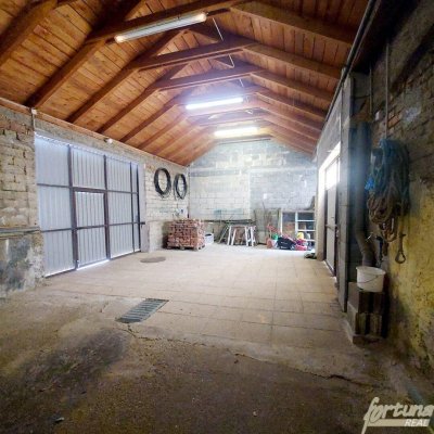 Charmantes Bauernhaus mit großem Stadl und Nebengebäuden in Wallern (Burgenland) zu verkaufen